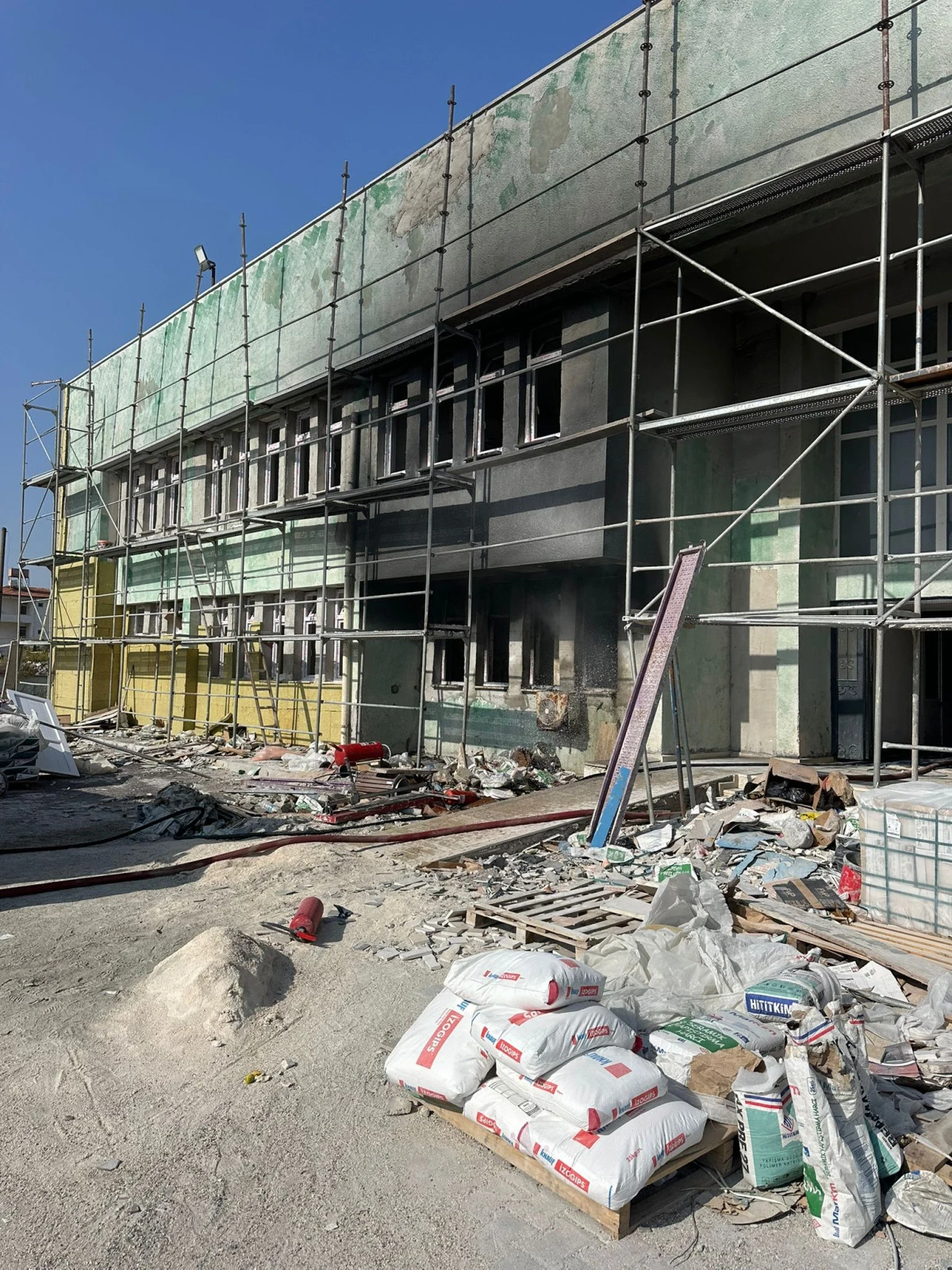 SAMANDAĞ’DA KORKUTAN YANGIN 