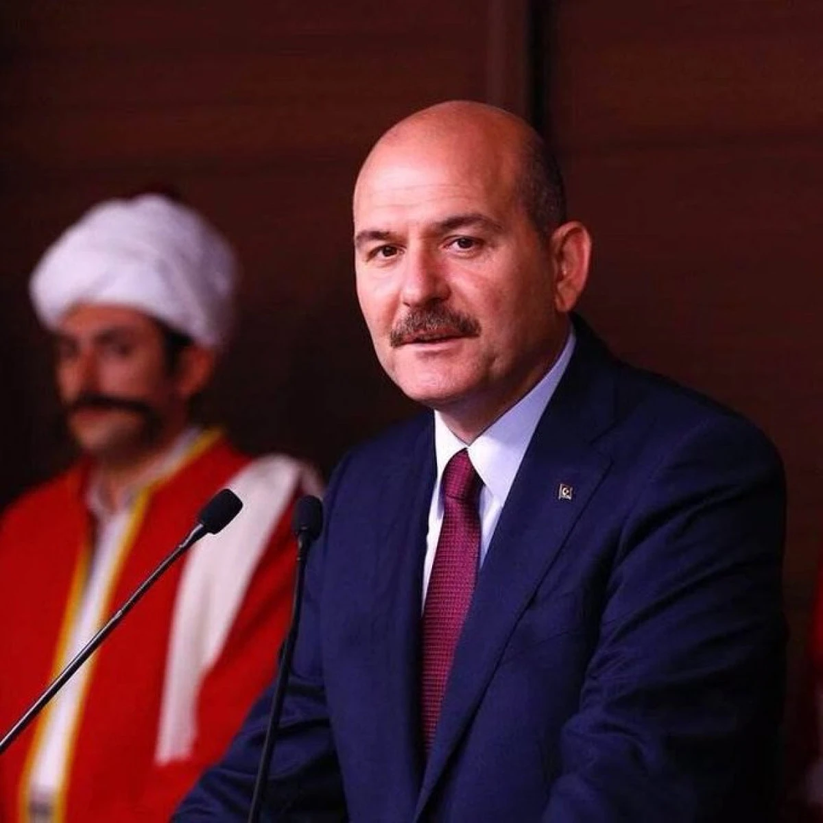 Süleyman Soylu’dan Sert Sözler: “Özgür Özel’le Görüşen, O Sözleri Üzerine Almış Olur”